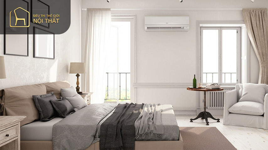 Nên lắp ở bên trái hoặc bên phải cửa ra vào phòng ngủ