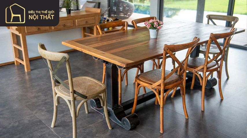 Nên cân nhắc khả năng chịu lực và chống ăn mòn của sản phẩm bàn ghế gỗ công nghiệp